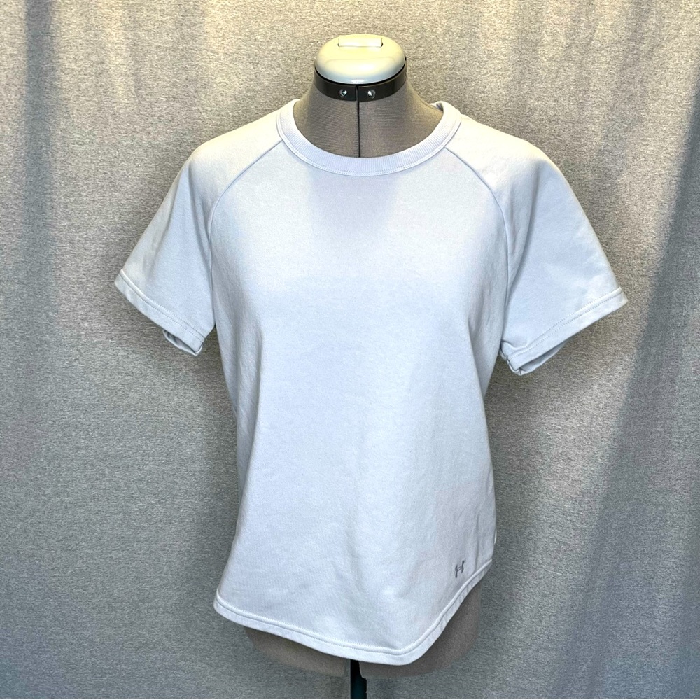 UA Under Armour microthred terry short sleeve shirt